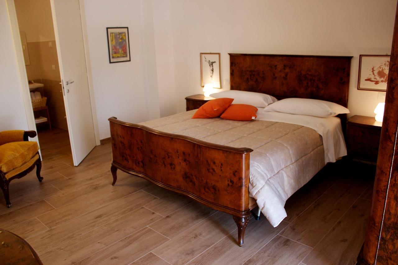 Paneolio B&B Poggio Picenze Eksteriør billede